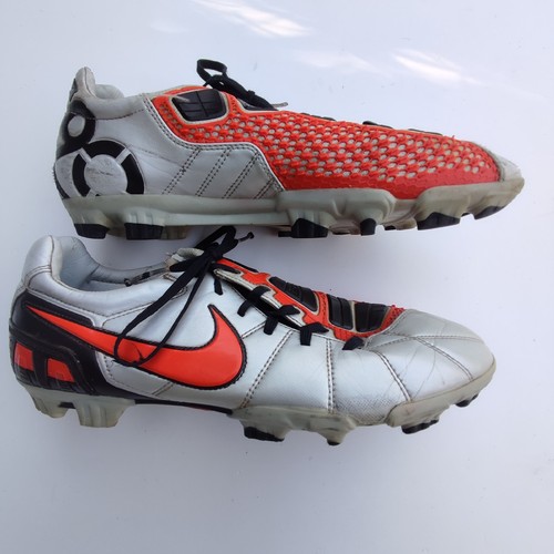Nike total strike iii - 90,