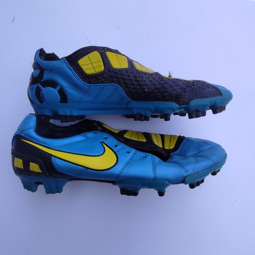Nike total strike - total,